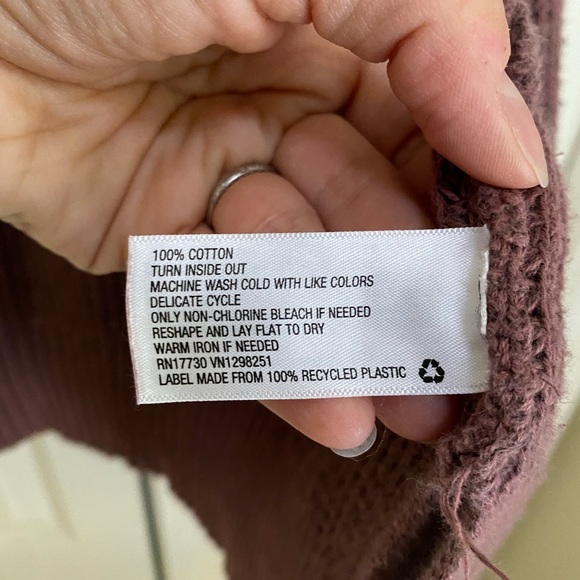 Cozy Oversized Knit Cardigan - Picture 6 of 6